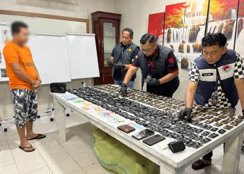Satresnarkoba polrestabes medan ringkus kurir 450 pcs pod getar asal malaysia, sempat kejar - kejaran sejauh 5 kilometer Satresnarkoba polrestabes medan ringkus kurir 450 pcs pod getar asal malaysia, sempat kejar – kejaran sejauh 5 kilometer