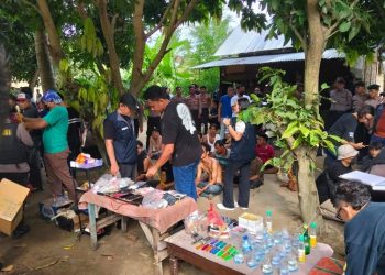 Brimob sumut bersama ditresnarkoba polda sumut gerebek sarang narkoba di bagan percut, 36 orang diamankan